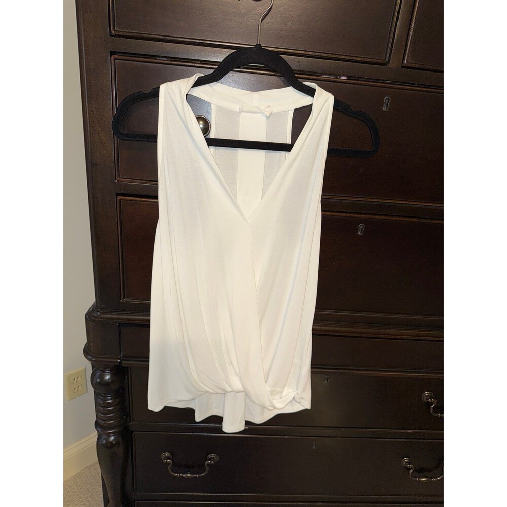 White tank top small